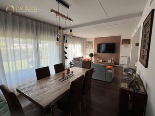 Maison jumelée  Marques de la victoria. Inmejorable chalet adosado de 5 habitaciones en boadilla del mon