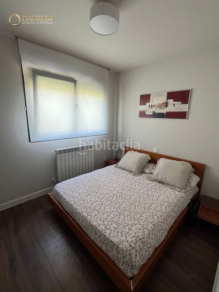 Foto cd036d5d-8087-4214-acc7-68609f9a2fc7. Casa adossada amb calefacció aparcament piscina a Boadilla del Monte