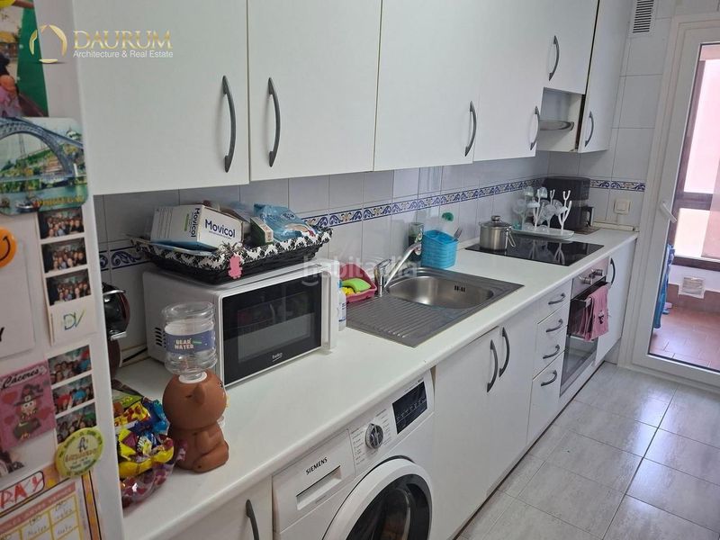 Foto 157fa57d-8761-42d5-9693-66cdb13c577d. Pis amb calefacció aparcament piscina a Orcasitas Madrid