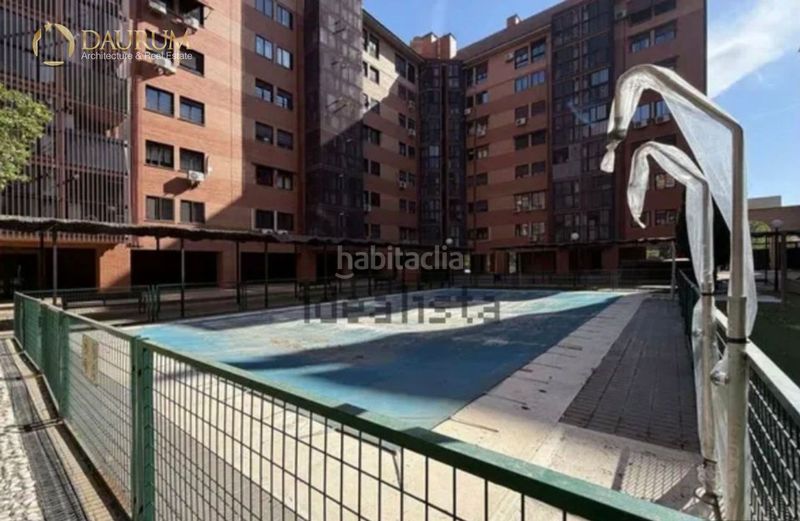 Foto 8dab7199-c536-45d6-bcb2-66d347f7dcd7. Pis amb calefacció aparcament piscina a Orcasitas Madrid