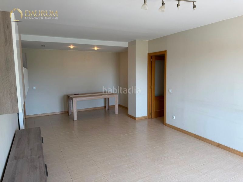 Foto 6176c626-39d0-4e4f-bec1-12a50a2c9e0c. Pis amb calefacció aparcament piscina a Sotolivar-Mas del Rosari Paterna