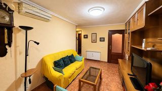 Piso  Granada. Estupendo piso de 3 habitaciones en reyes católicos alcalá de he