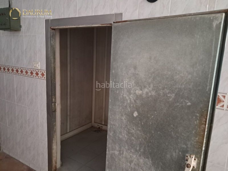 Foto 4f0abe85-008b-4000-bbee-0dcb27a6a265. Local comercial estupenda oportundiad local en El Alborgí Paterna