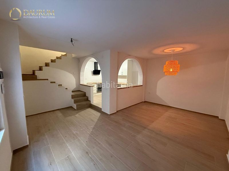 Foto aeb6a2f0-c7e8-4078-a62a-53ae33802969. Casa pareada maravilloso chalet pareado de 2 plantas en gandía en Gandia