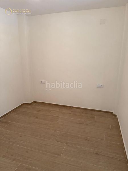 Foto e280b276-f83a-4513-83e8-d59d3d28adf6. Casa pareada maravilloso chalet pareado de 2 plantas en gandía en Gandia