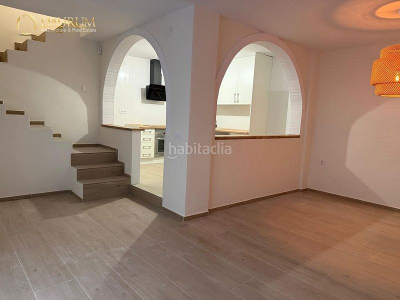 Foto fc7b4e0e-dc45-4a5d-9f8b-f57bb1c9ccec. Casa pareada maravilloso chalet pareado de 2 plantas en gandía en Gandia