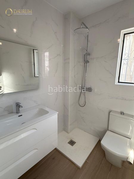 Foto fc8772eb-6335-46f6-a465-52bc95b3c873. Casa pareada maravilloso chalet pareado de 2 plantas en gandía en Gandia