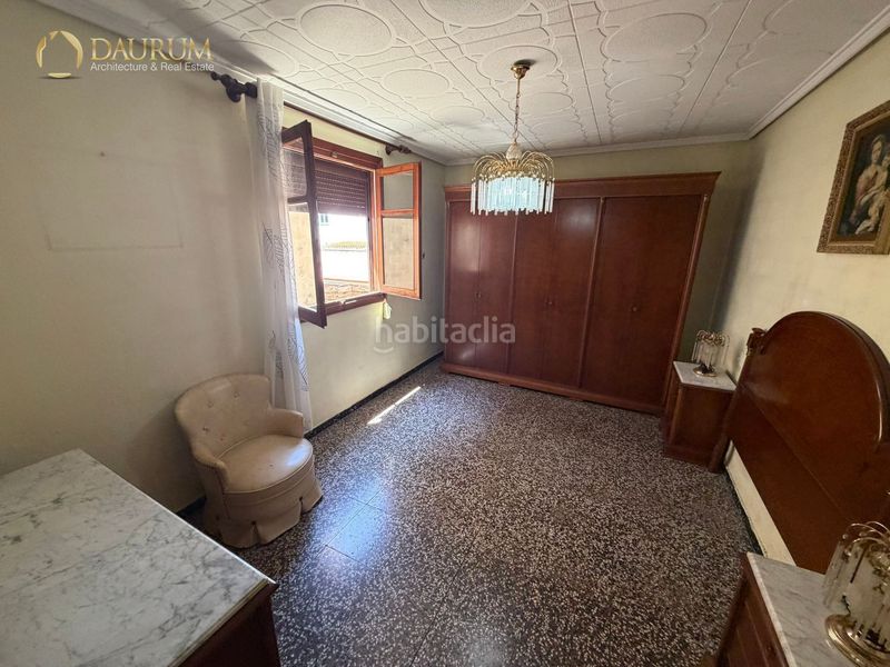 Foto a5388daf-6cd4-4133-89c2-8708dbd107da. Casa amb aparcament a Centro Ciudad Manises