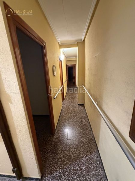 Foto d84da18f-5f95-4ff7-96a5-ead32af491cf. Casa amb aparcament a Centro Ciudad Manises