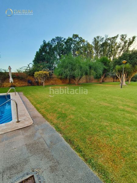 Foto e19fcb4f-d36d-490b-a131-9eb9224a9cd8. Pis amb calefacció aparcament piscina a Guadalmar Málaga