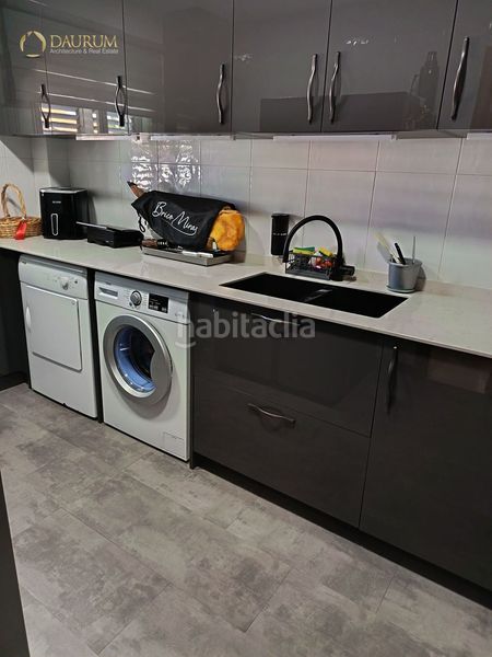 Foto b77d0a82-a2e5-47c6-b376-1a17c75517fa. Casa amb aparcament piscina a Moncada