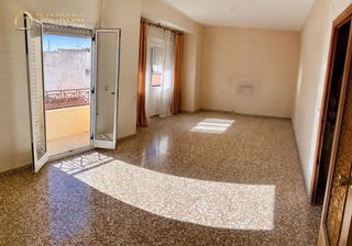 Pis  Nueve de octubre. Maravilloso piso de 3 habitaciones en ribaroja de túria