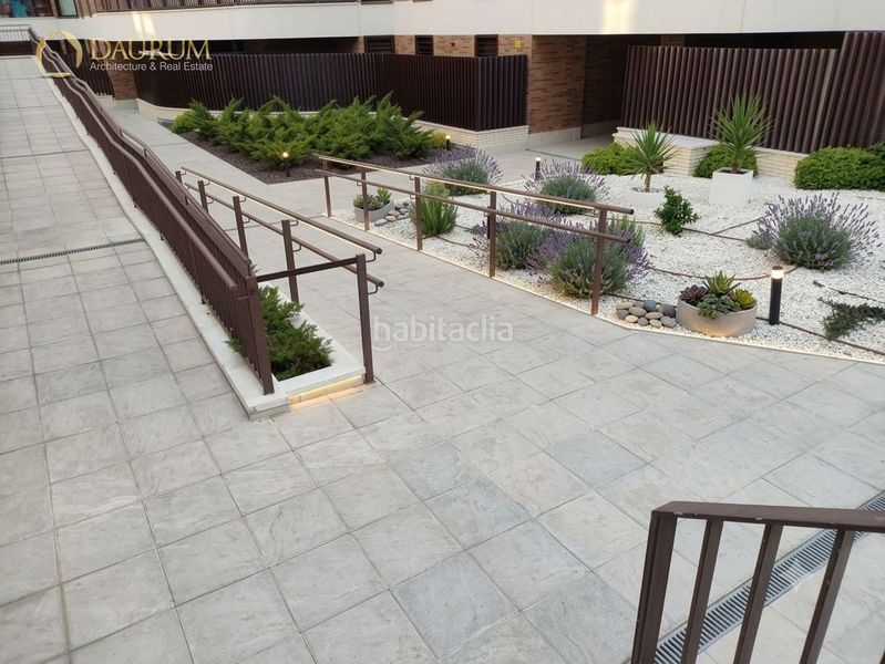 Foto 4064d44d-c4bd-4fdc-ab9a-2462fb02f8ee. Pis amb calefacció aparcament piscina a Centro Rivas - Vaciamadrid