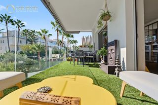 Pis  Nogal. Maravilloso piso de 3 habitaciones en la cala de mijas, en prime