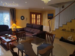 Casa a schiera  Regne de valencia. Magnífico chalet adosado de 3 plantas en la pobla de farnals