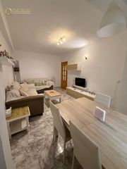 Appartement  Alozaina. Estupendo piso de 3 habitaciones en cruz de humilladero