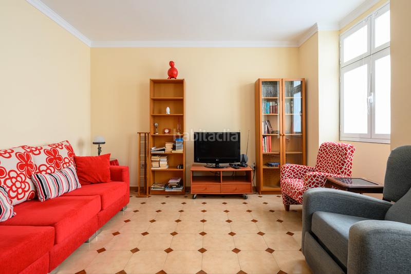 Foto e157ae00-cdba-4ff5-b6bb-0fb2fd9670d9. Reihenhaus in Isleta Palmas de Gran Canaria (Las)