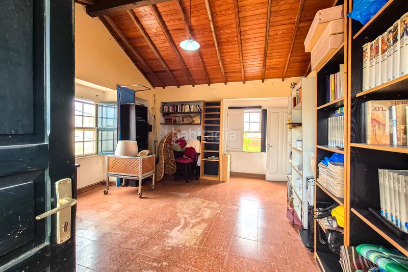 Foto c0f04f8b-9dd1-42fd-9cc1-a3d335ba35b7. Casale con parcheggio in Cardones Arucas