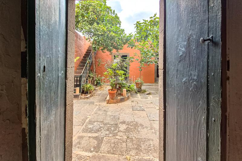 Foto 0fa1f326-a496-4755-843b-0058bc16e38c. Masia amb aparcament a Cardones Arucas