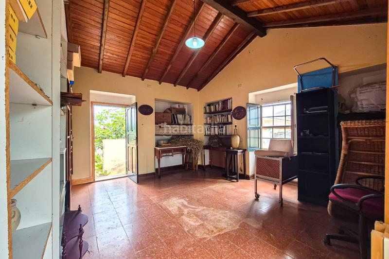 Foto 7071f920-bb68-4b31-abc2-aa7d1c45ae33. Masia amb aparcament a Cardones Arucas