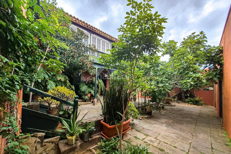 Foto bc0df3b0-3b9c-4146-adfe-dbc943672e46. Masia amb aparcament a Cardones Arucas