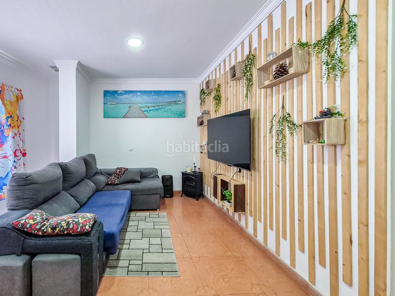 Foto 0888f671-a693-4d33-b9e3-d42631a5f879. Maison jumelée dans calle vía 8013 17 dans Los Giles - Las Majadillas Palmas de Gran Canaria (Las)