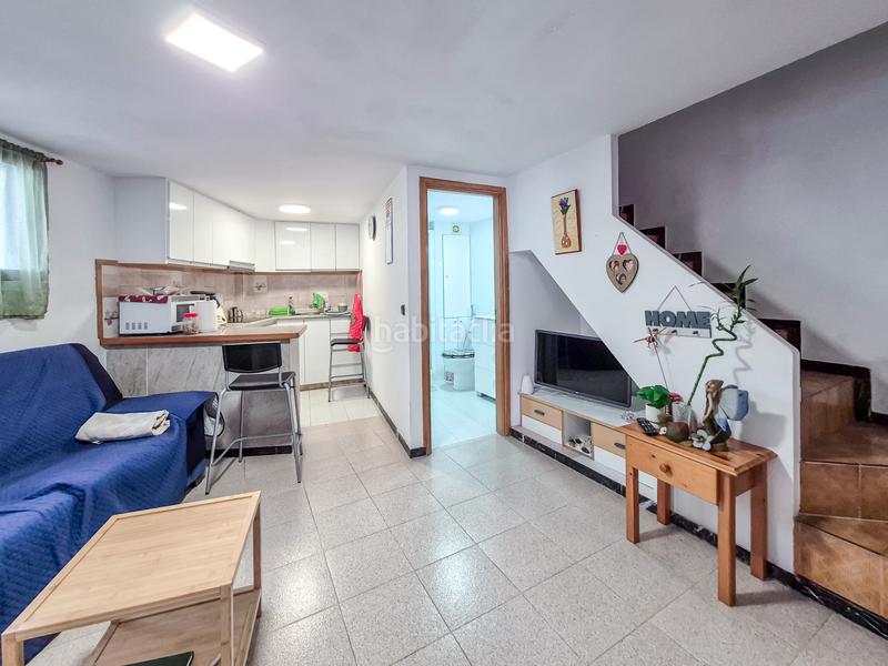 Foto a65b07c5-7159-4612-a0de-f55d2ee6d627. Maison jumelée dans calle vía 8013 17 dans Los Giles - Las Majadillas Palmas de Gran Canaria (Las)