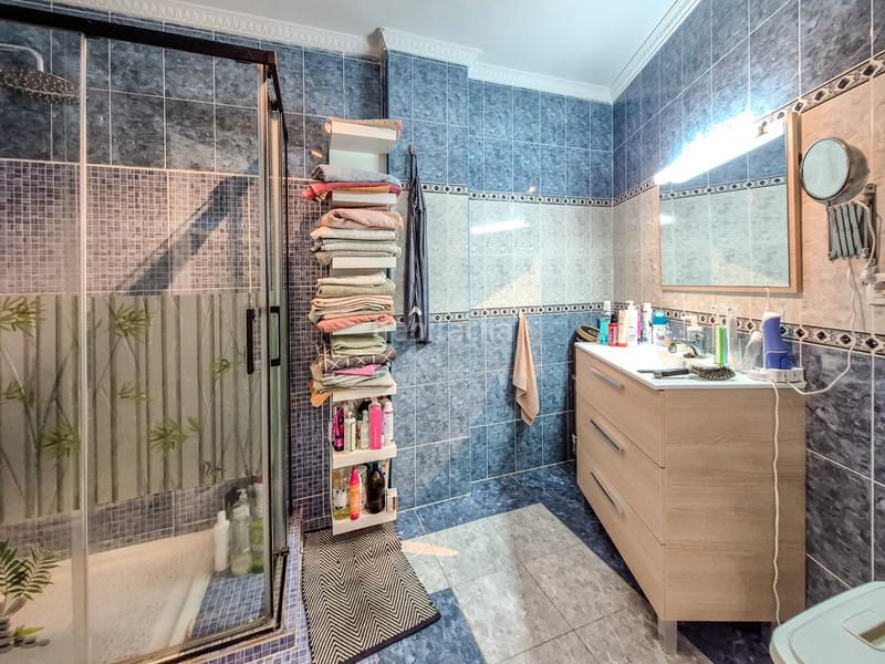 Foto b868b20e-a959-4a36-ac88-7184fe96a9c0. Maison jumelée dans calle vía 8013 17 dans Los Giles - Las Majadillas Palmas de Gran Canaria (Las)