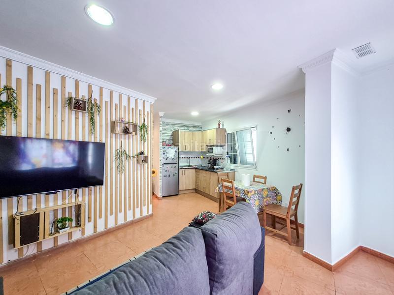 Foto be71e44c-068e-4b83-9ba0-8238642e1a60. Maison jumelée dans calle vía 8013 17 dans Los Giles - Las Majadillas Palmas de Gran Canaria (Las)