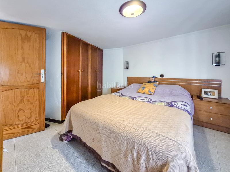 Foto d3a0a3a8-7102-4d2f-aa6b-4ebbf6beb799. Maison jumelée dans calle vía 8013 17 dans Los Giles - Las Majadillas Palmas de Gran Canaria (Las)