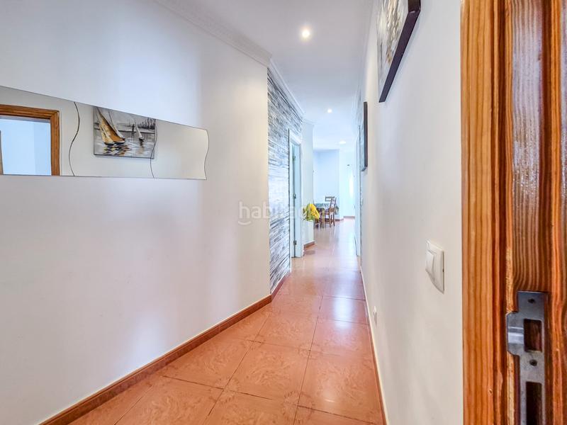 Foto fbe7fa19-829e-447c-b5a7-511e26b3aaff. Maison jumelée dans calle vía 8013 17 dans Los Giles - Las Majadillas Palmas de Gran Canaria (Las)