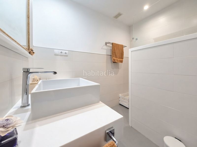 Foto 5a10873f-183e-48a2-a63e-6dc12083b3f7. Casa aparellada a calle bécquer 35 a Playa del Hombre - Taliarte - Salinetas Telde