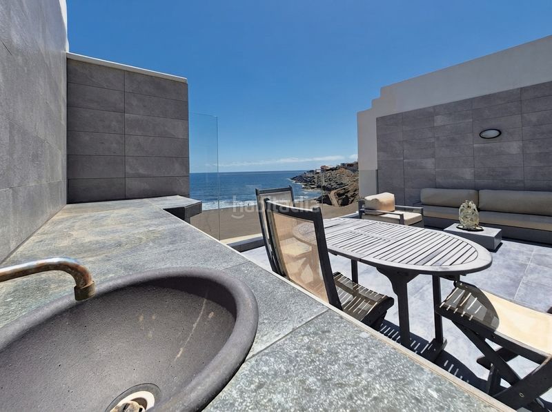Foto c199d5b0-3f54-4cc7-a726-5a0b9d93f824. Casa aparellada a calle bécquer 35 a Playa del Hombre - Taliarte - Salinetas Telde