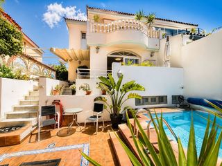 Chalet in Calle Jaime Aragall 14