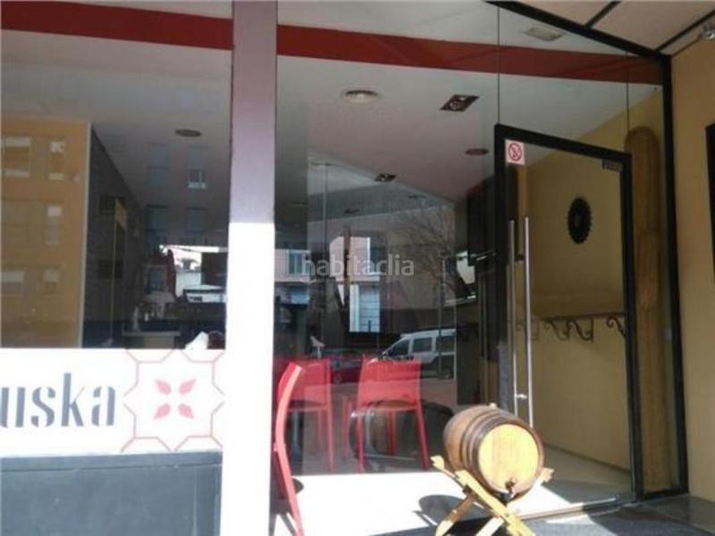 Foto c92b9f5e-4091-4104-92b5-73206240d6de. Local commercial dans Barri del Centre Terrassa