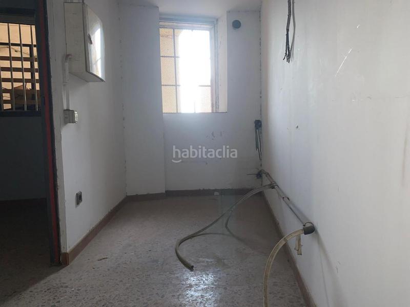 Foto 6b5605a8-89d2-4497-bd63-53a1de826e01. Local comercial a Torrent d'en Pere Parres Terrassa