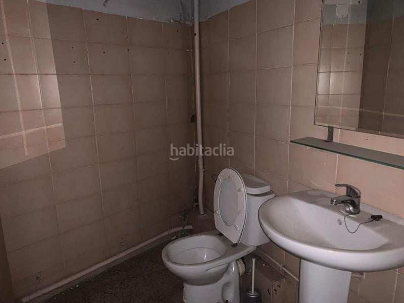 Foto c37b173c-6efa-4379-b3ba-a3d091fe1358. Local comercial a Torrent d'en Pere Parres Terrassa