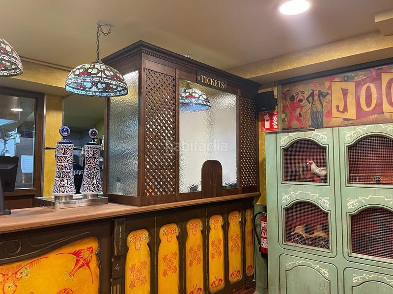 Foto ca2c957a-5f2f-46b0-b310-793dcf159381. Local commercial dans Barri del Centre Terrassa