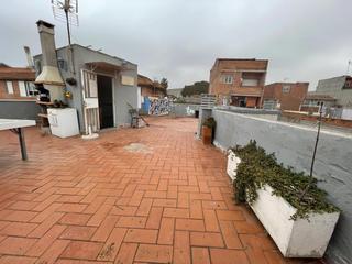 Etagenwohnung  Carrer de sardenya. Gran terraza
