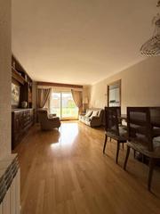 Duplex  Plaça agustí bartra. Con terrazas y parquing