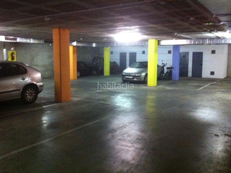 Foto 4ade97bd-b8fd-4558-b57b-3919c9c88156. Rent car parking in Zona Esportiva Terrassa