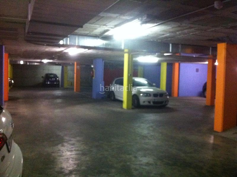 Foto c888e54f-34f9-4f25-8415-23f5f0c4065c. Rent car parking in Zona Esportiva Terrassa