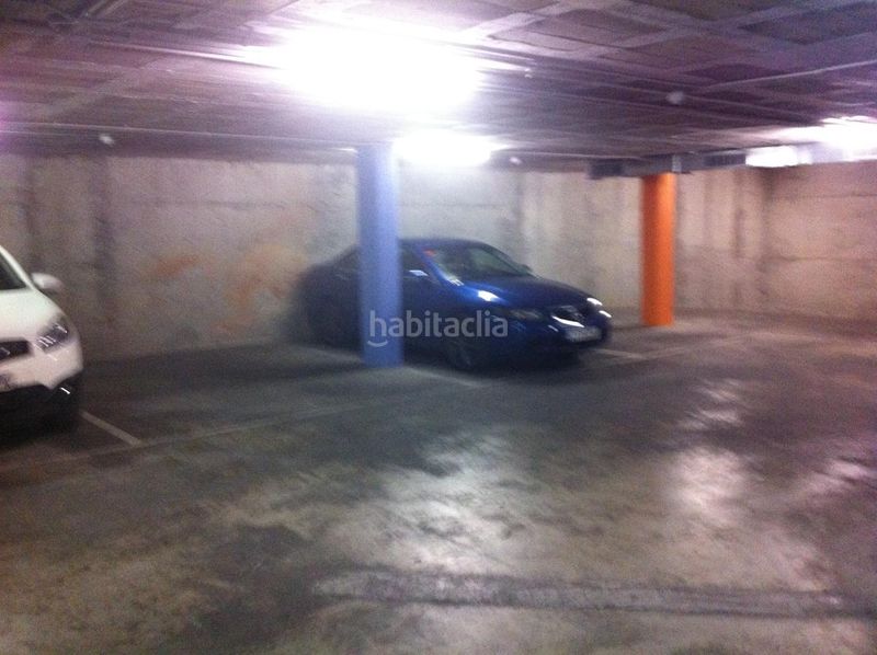 Foto e6d09350-958b-40af-a4ec-28429c933c91. Rent car parking in Zona Esportiva Terrassa