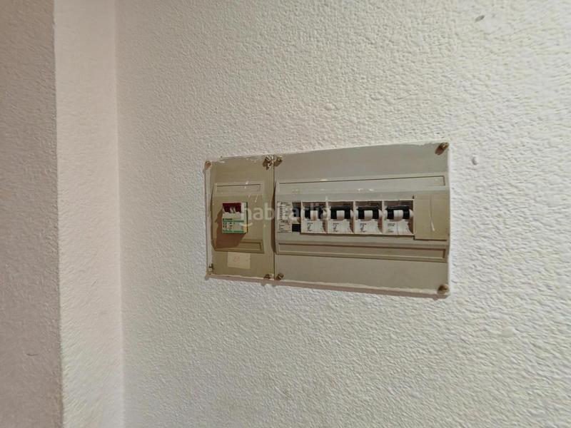 Foto 33821d4f-1b48-4450-8716-b6792b9cff8a. Estudi a Cementiri Vell Terrassa