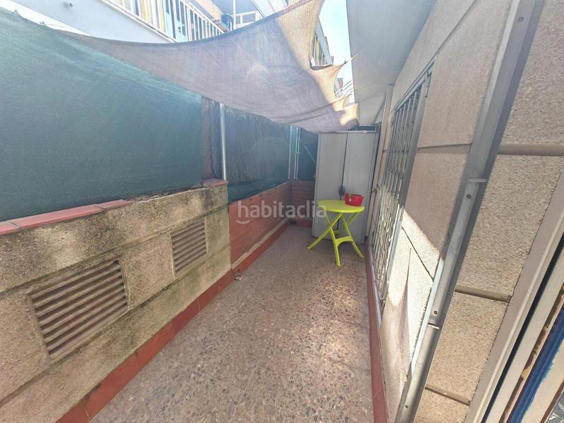 Foto 424d54a8-58d1-480f-94d2-d76b38fea039. Estudi a Cementiri Vell Terrassa