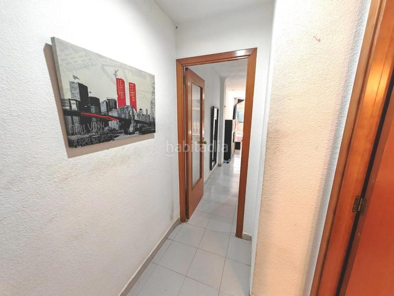 Foto 61d9445f-e4a6-4287-809f-29da5ac2f325. Estudi a Cementiri Vell Terrassa