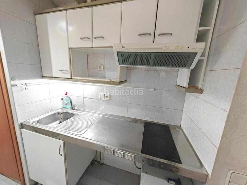 Foto 8741d5b4-2828-48d9-b791-9d991742e6e9. Estudi a Cementiri Vell Terrassa