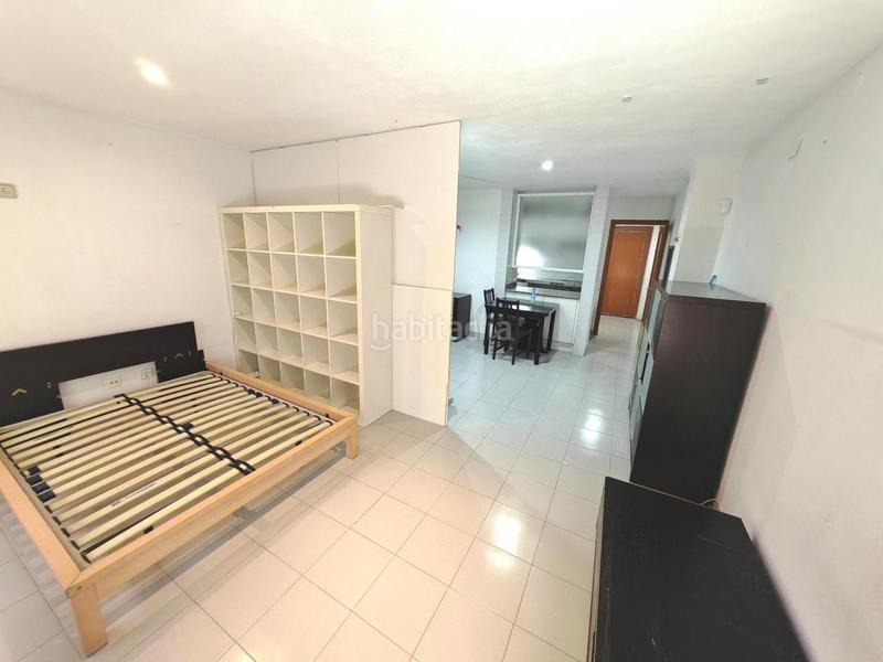 Foto a47b2a6f-181c-4a23-a52a-c32ca2c8976d. Estudi a Cementiri Vell Terrassa