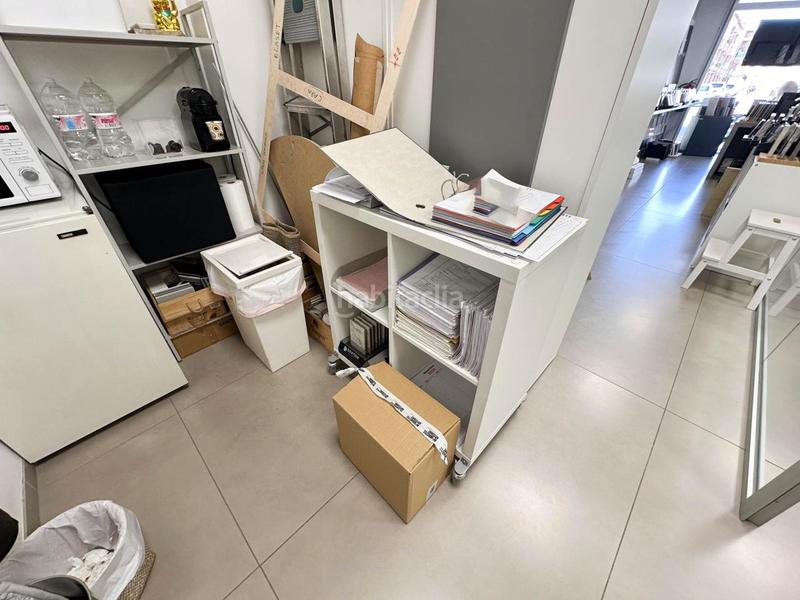 Foto dee9876b-eda1-40f7-8a67-cbfaac05ec4c. Local comercial a Zona Esportiva Terrassa