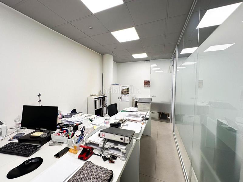 Foto e6478a40-56a6-4ded-94ca-cf3e78d104cb. Local comercial a Zona Esportiva Terrassa